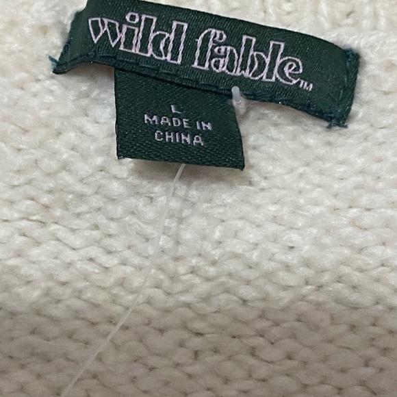 WILD FABLE CREWNECK RUFFLE PULLOVER SWEATER L - Picture 9 of 9